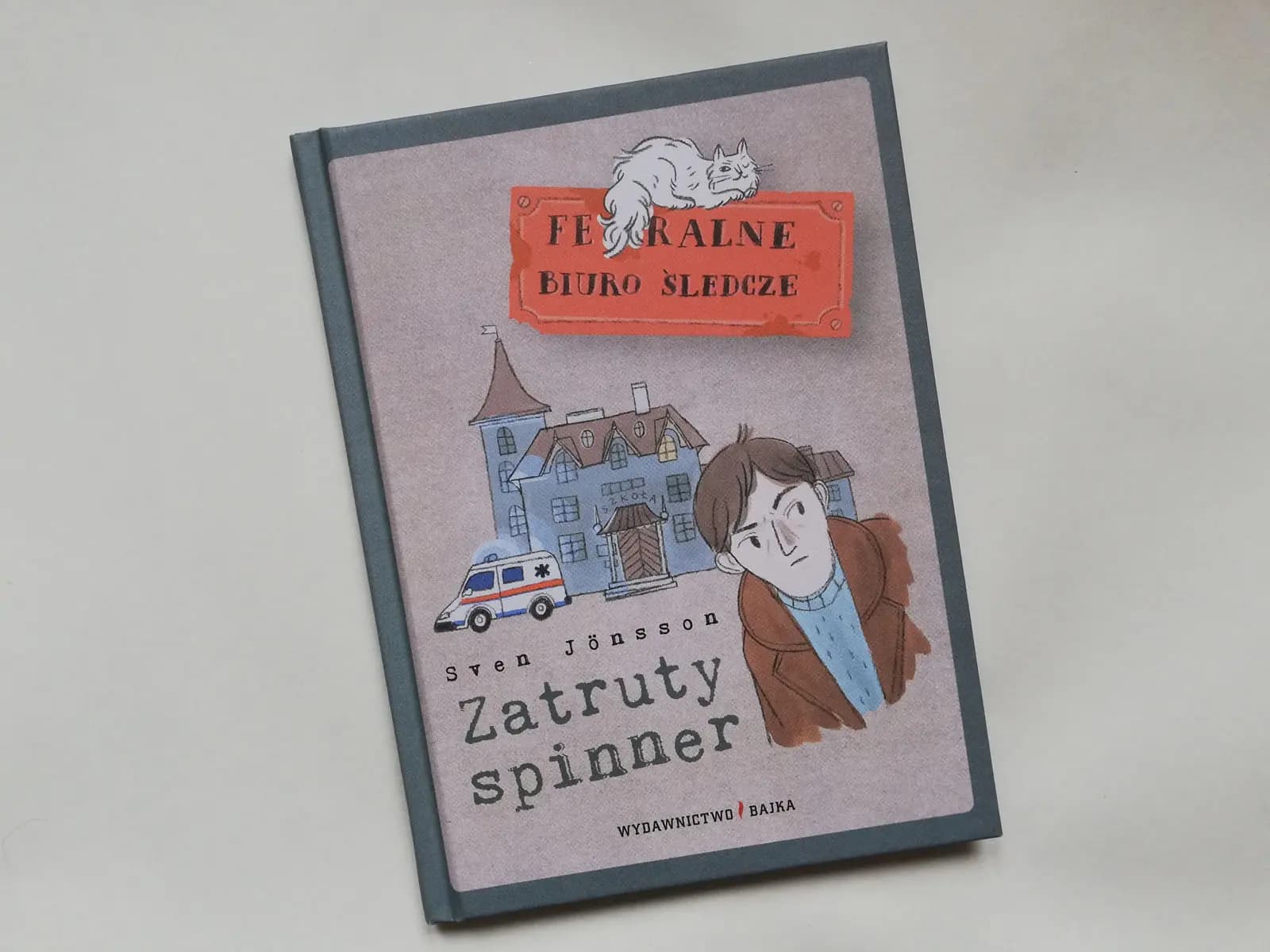 tajemnica zatrutego spinnera
